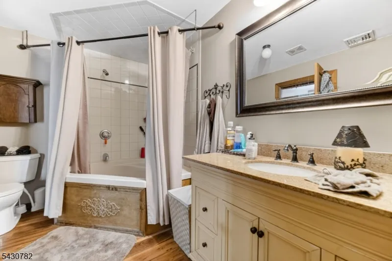2952 River Rd Harmony, NJ 08865