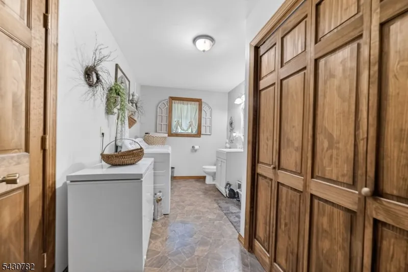 2952 River Rd Harmony, NJ 08865