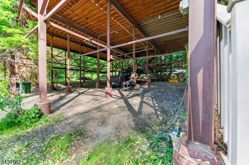 2952 River Rd Harmony, NJ 08865