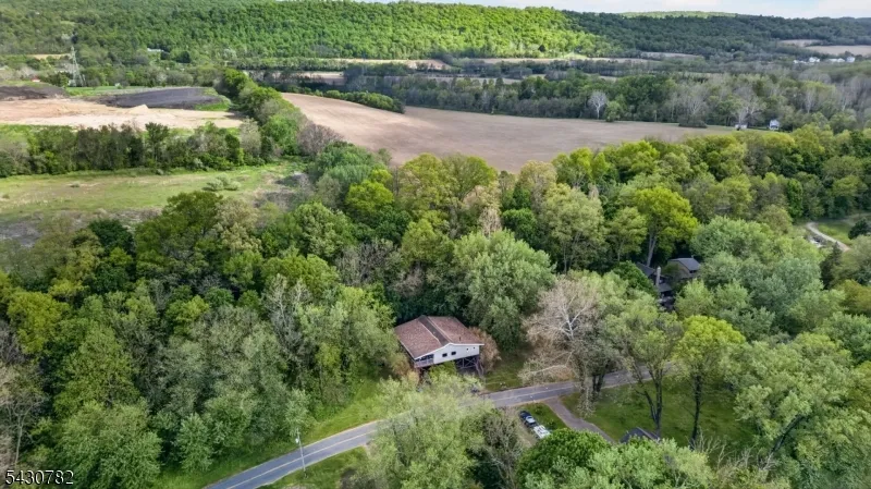 2952 River Rd Harmony, NJ 08865