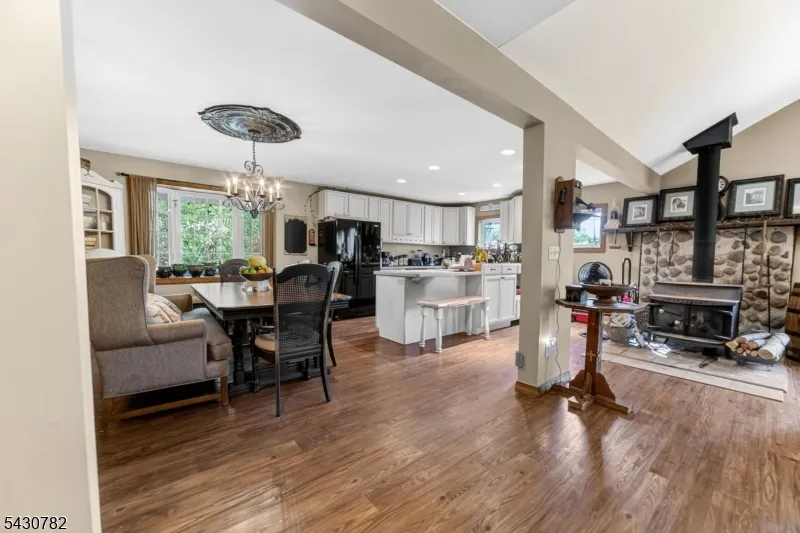 2952 River Rd Harmony, NJ 08865