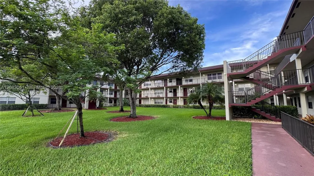 150 SW 134th Way #208R Pembroke Pines, FL 33027