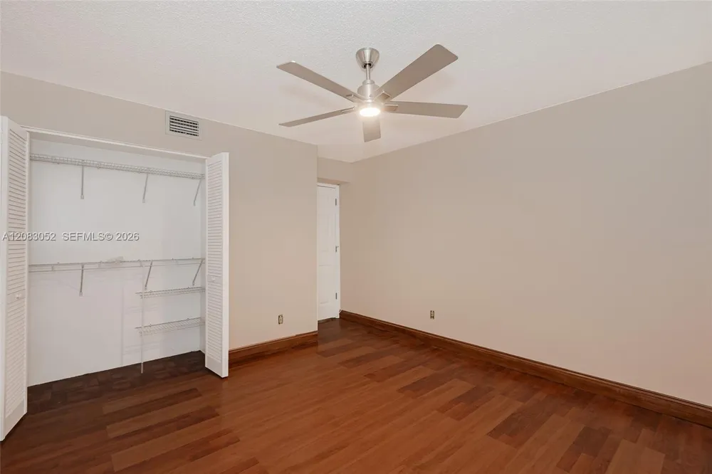 1504 NW 112th Ter Pembroke Pines, FL 33026