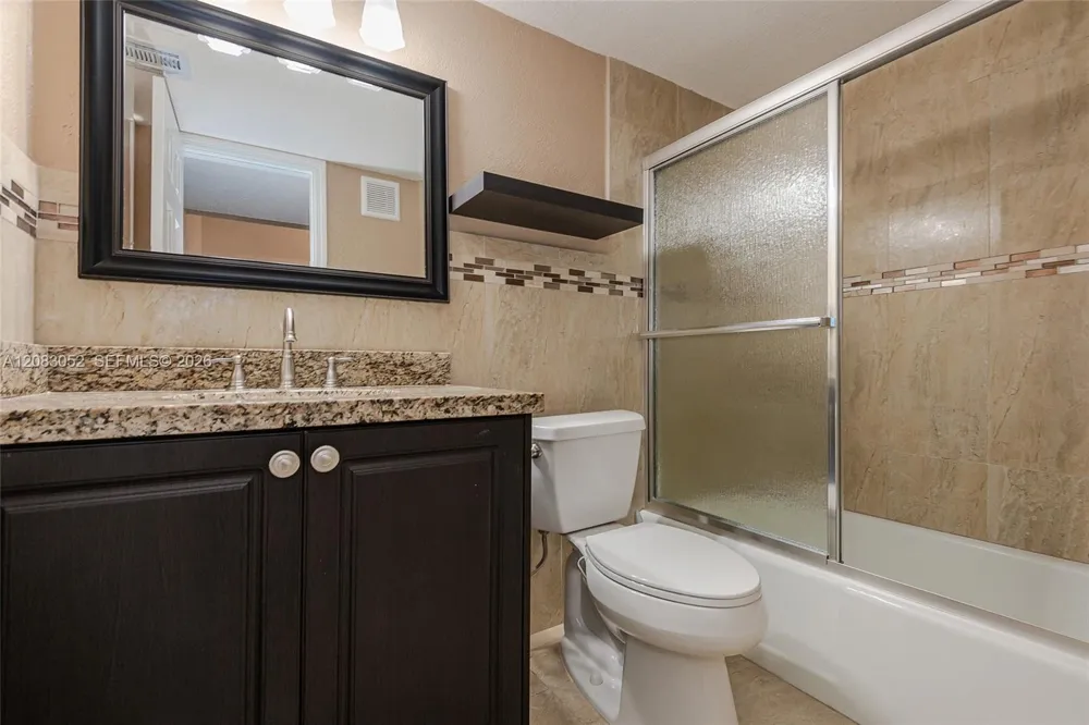 1504 NW 112th Ter Pembroke Pines, FL 33026