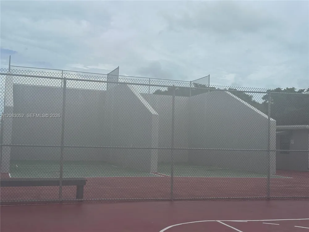 1504 NW 112th Ter Pembroke Pines, FL 33026