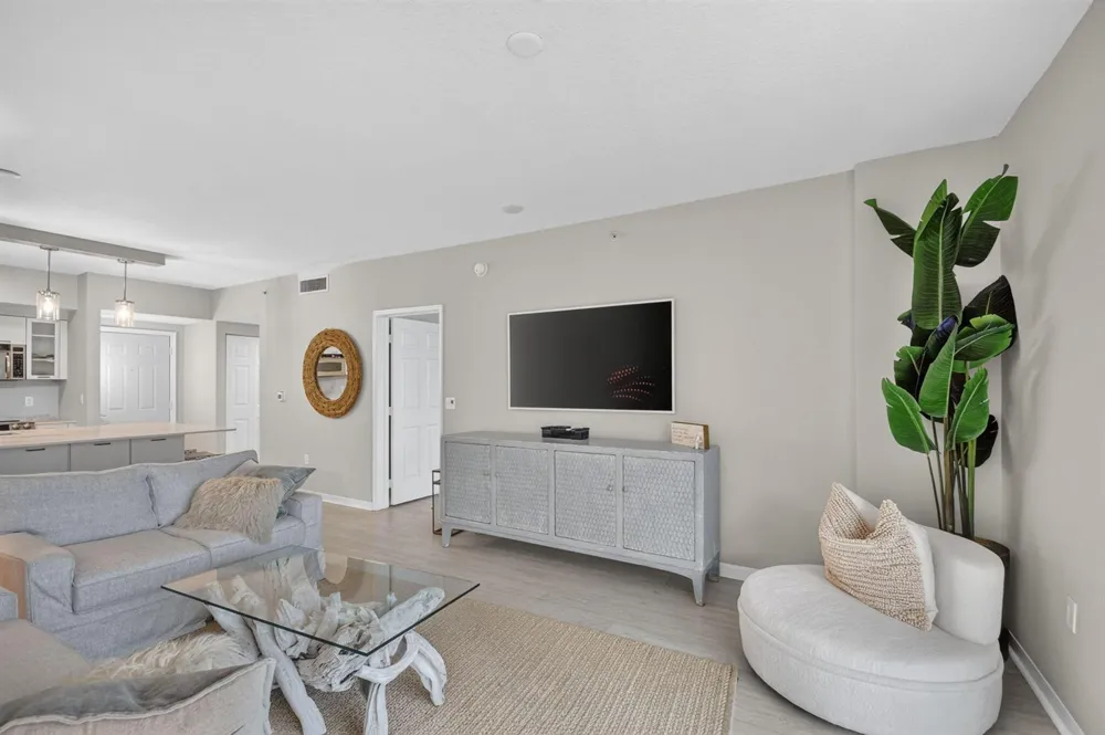 625 Casa Loma Boulevard #506 Boynton Beach, FL 33435