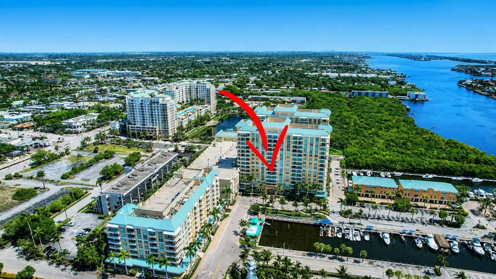 625 Casa Loma Boulevard #506 Boynton Beach, FL 33435