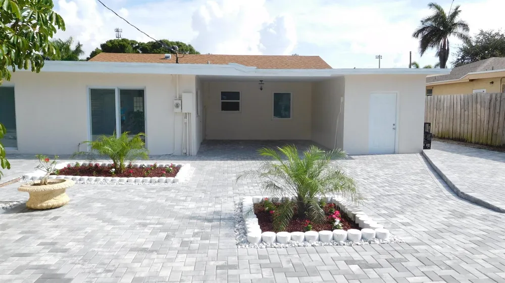 258 NE 22nd Street Delray Beach, FL 33444