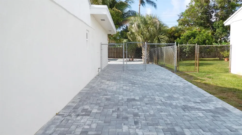 258 NE 22nd Street Delray Beach, FL 33444