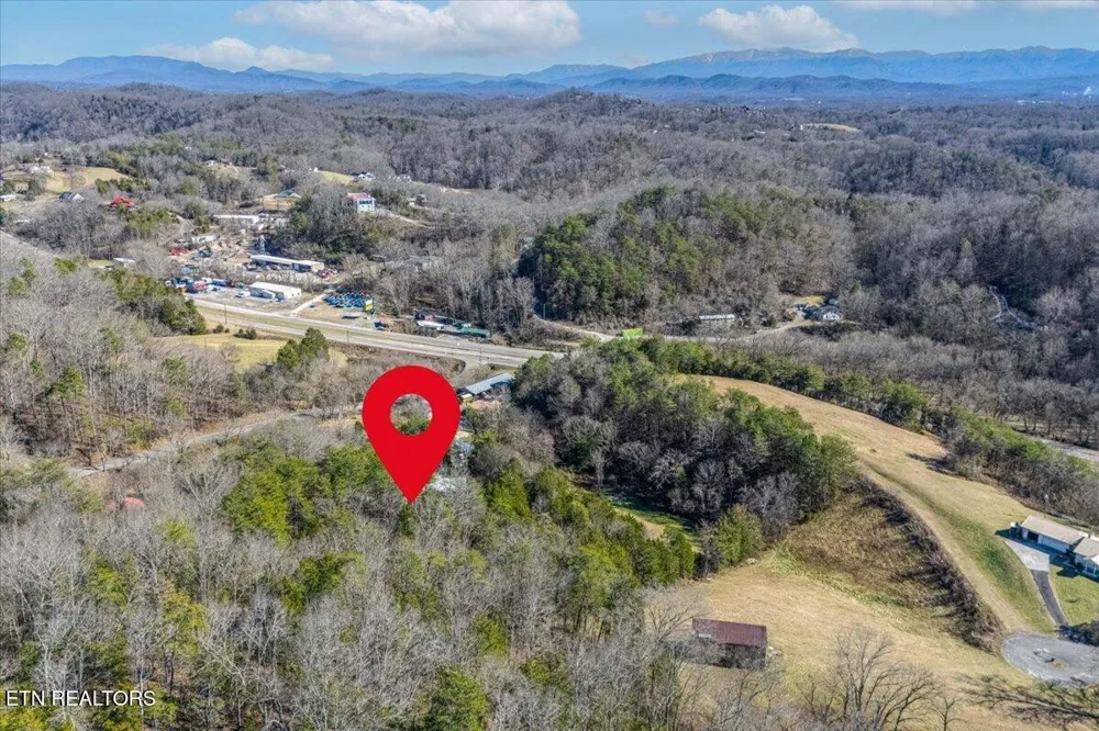 736 Panther Creek Rd Off Rd Sevierville, TN 37876