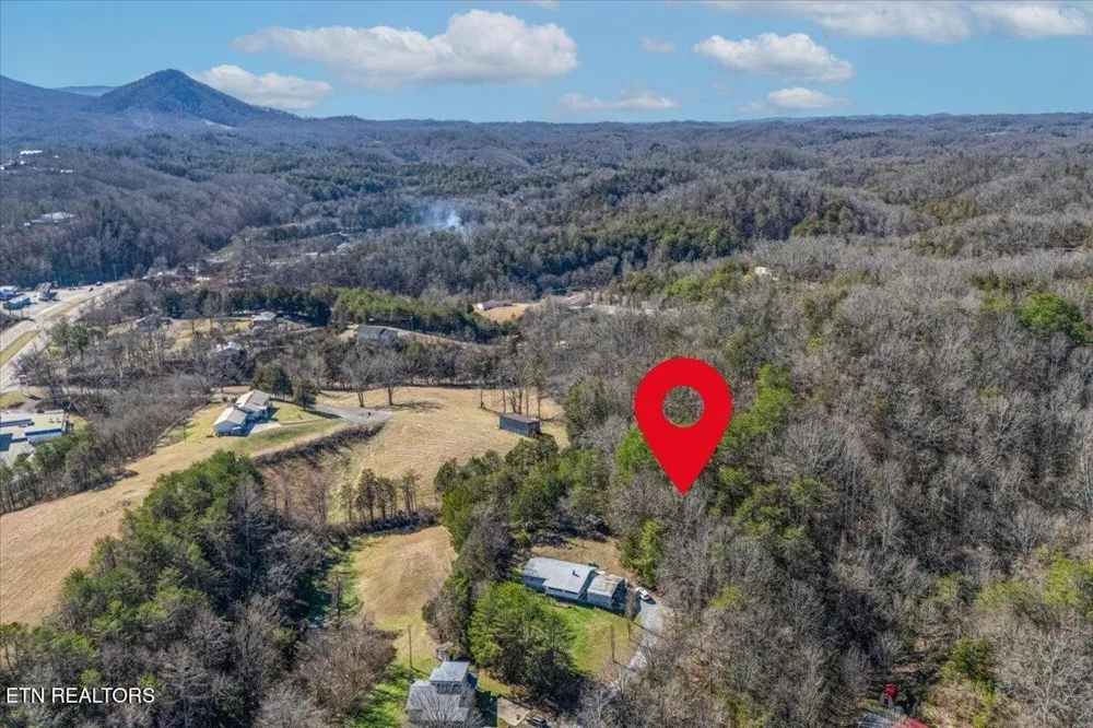 736 Panther Creek Rd Off Rd Sevierville, TN 37876