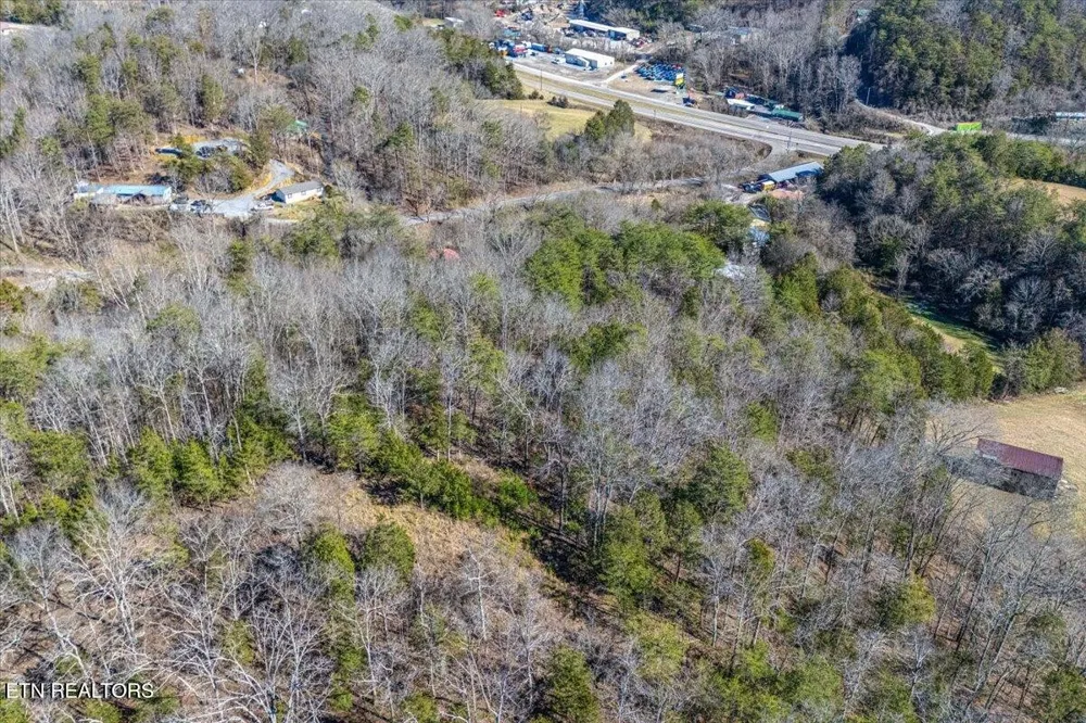 736 Panther Creek Rd Off Rd Sevierville, TN 37876