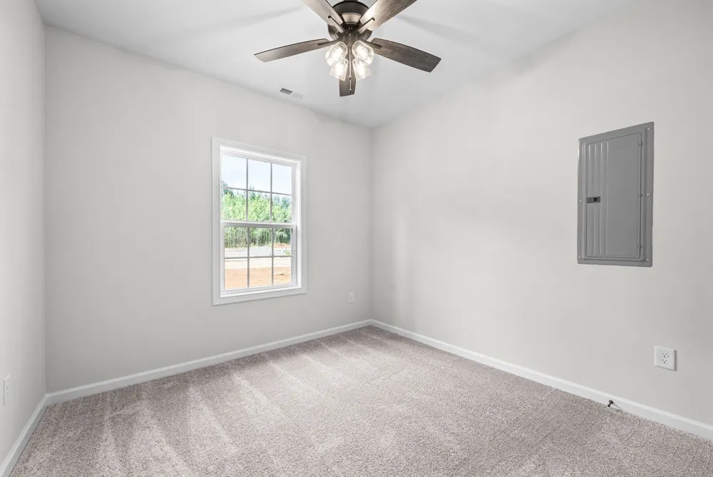 2032 Basham Ln Clarksville, TN 37043