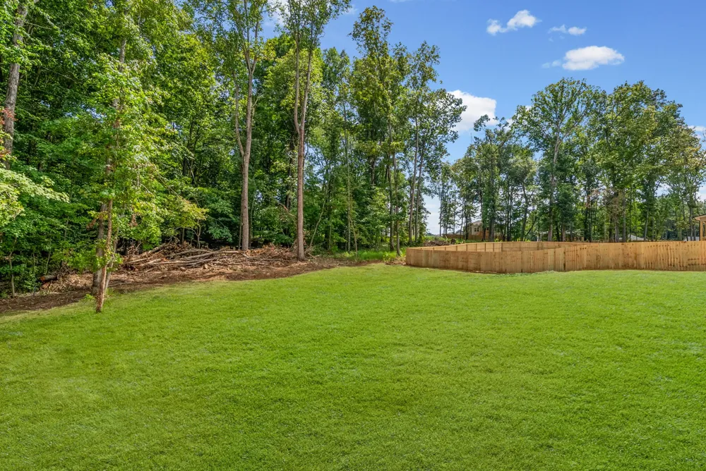 2032 Basham Ln Clarksville, TN 37043