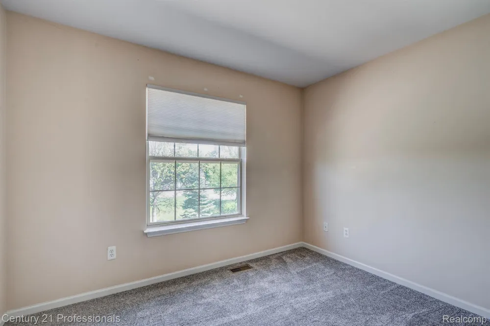 41211 MAPLEWOOD DRIVE Canton Charter Township, MI 48187