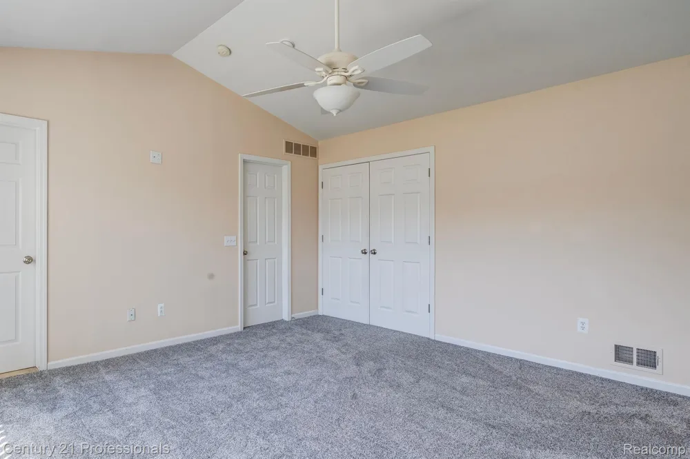 41211 MAPLEWOOD DRIVE Canton Charter Township, MI 48187