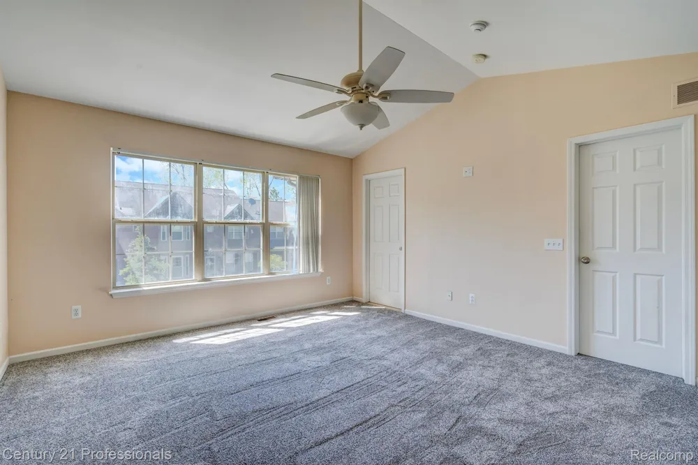 41211 MAPLEWOOD DRIVE Canton Charter Township, MI 48187