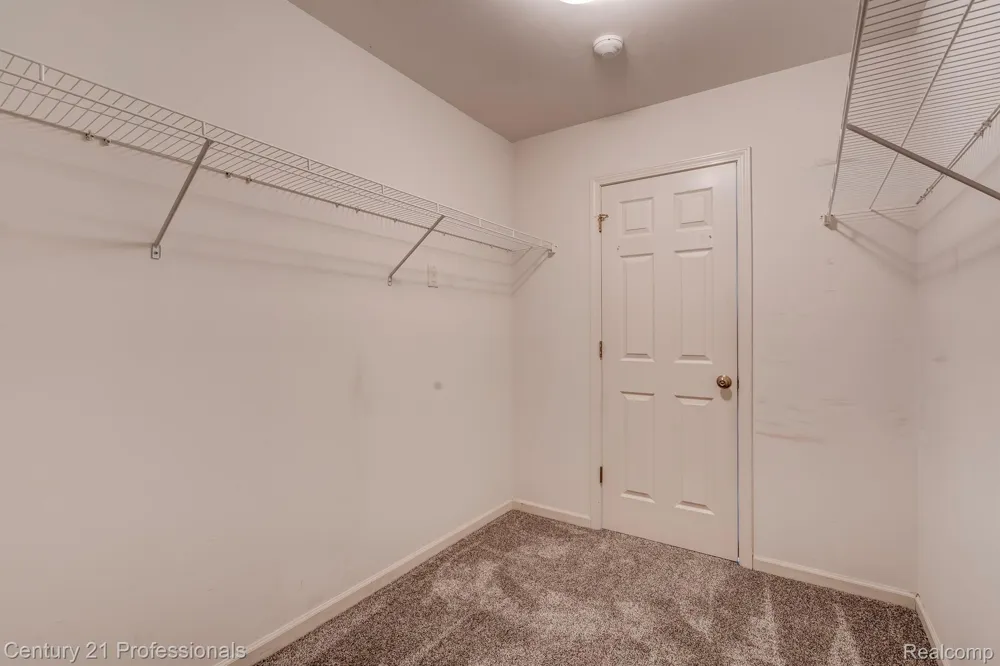41211 MAPLEWOOD DRIVE Canton Charter Township, MI 48187