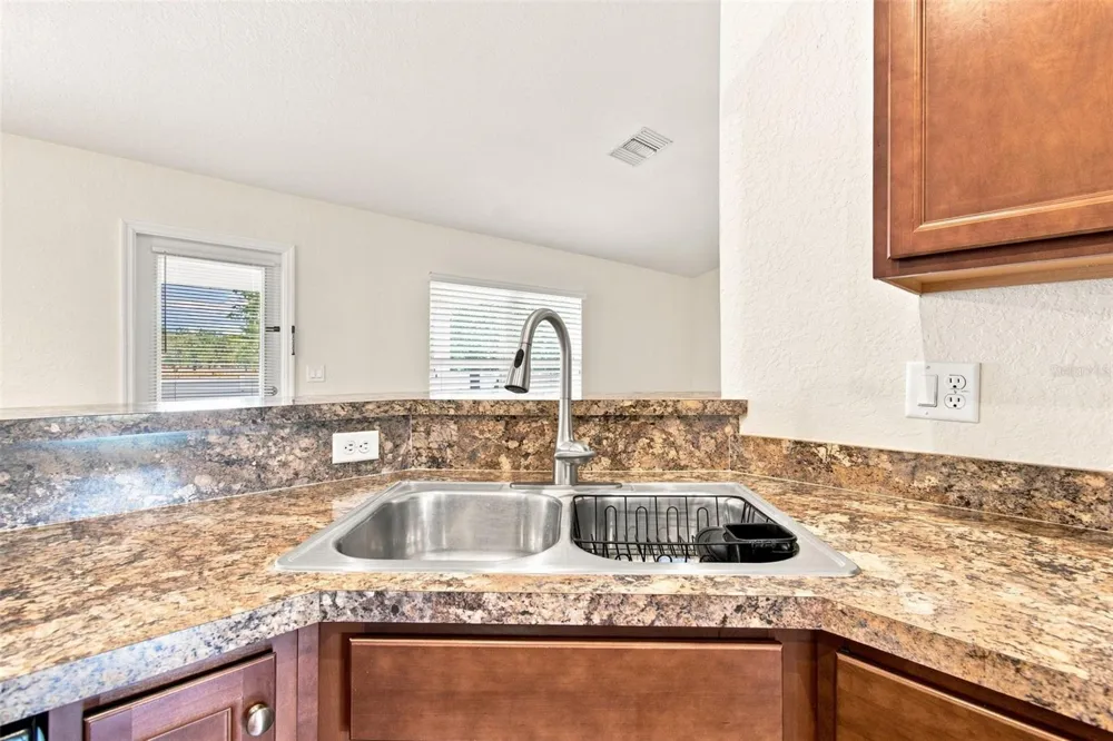 3778 FANTASY WAY Brooksville, FL 34604
