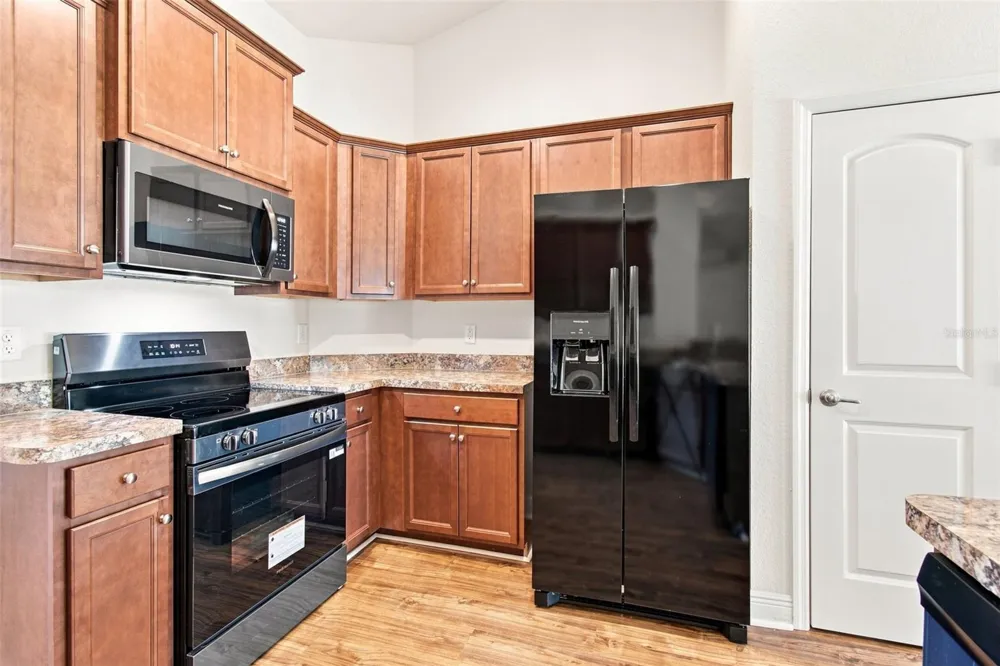 3778 FANTASY WAY Brooksville, FL 34604