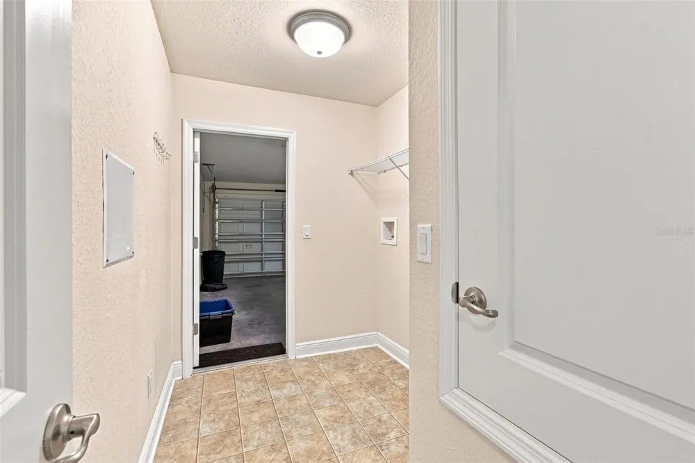 3778 FANTASY WAY Brooksville, FL 34604