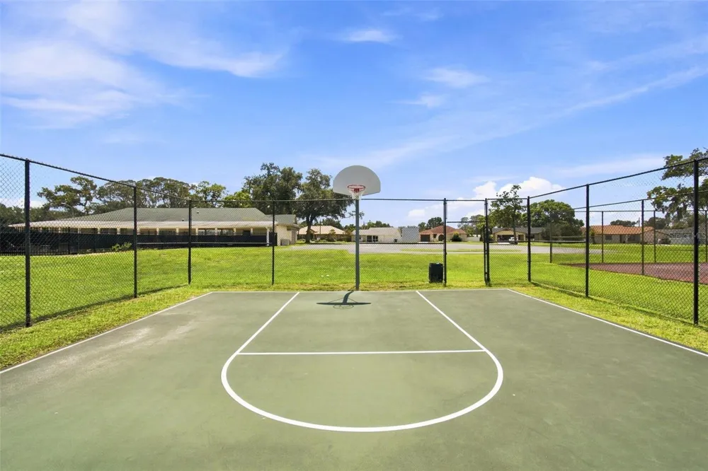 3778 FANTASY WAY Brooksville, FL 34604
