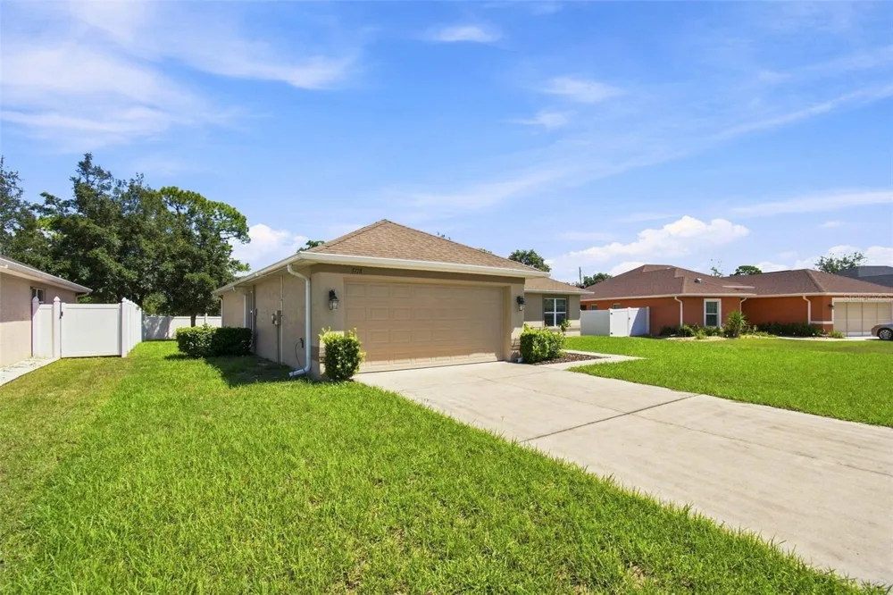 3778 FANTASY WAY Brooksville, FL 34604