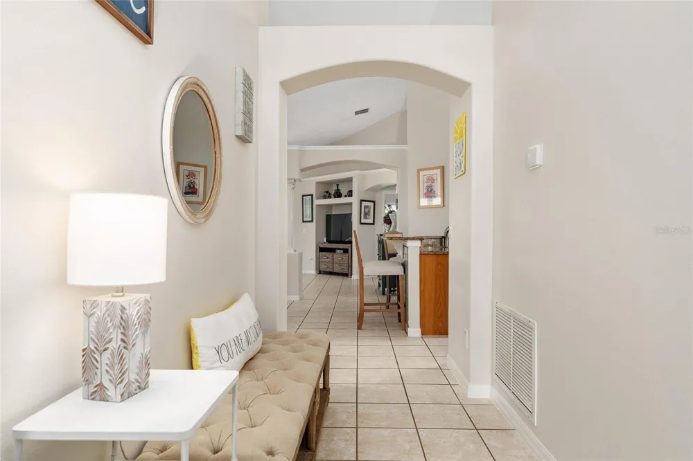 1123 W GREENLEY AVENUE W Groveland, FL 34736