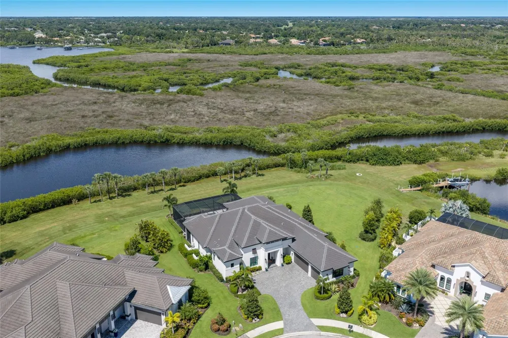 1622 CHANNELSIDE PLACE Parrish, FL 34219