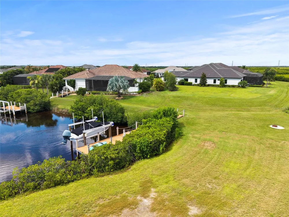 1622 CHANNELSIDE PLACE Parrish, FL 34219