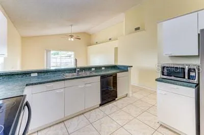 362 LEXINGDALE DRIVE Orlando, FL 32828