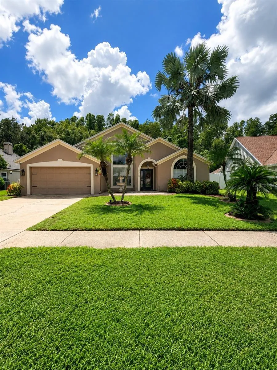 6518 APPALOOSA DRIVE Tampa, FL 33625