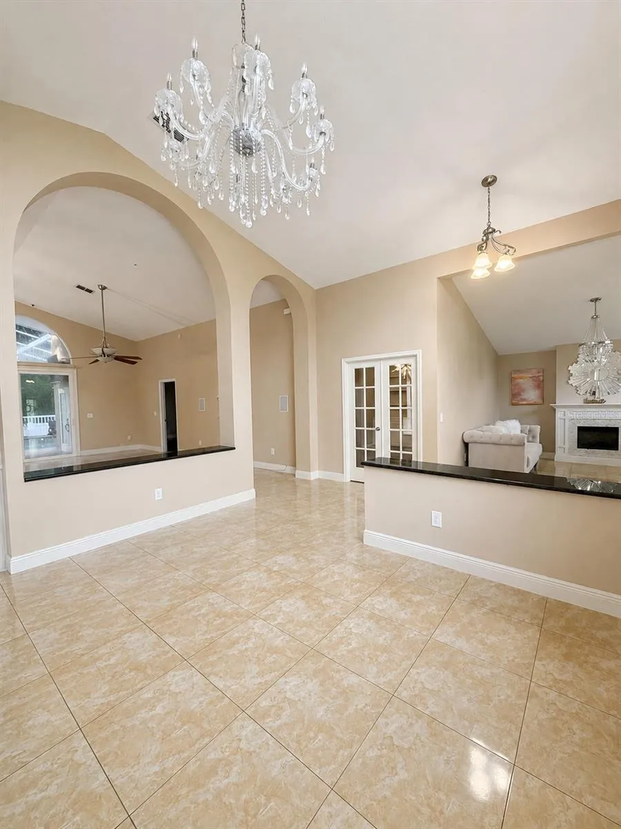 6518 APPALOOSA DRIVE Tampa, FL 33625