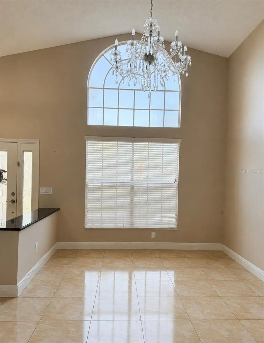 6518 APPALOOSA DRIVE Tampa, FL 33625