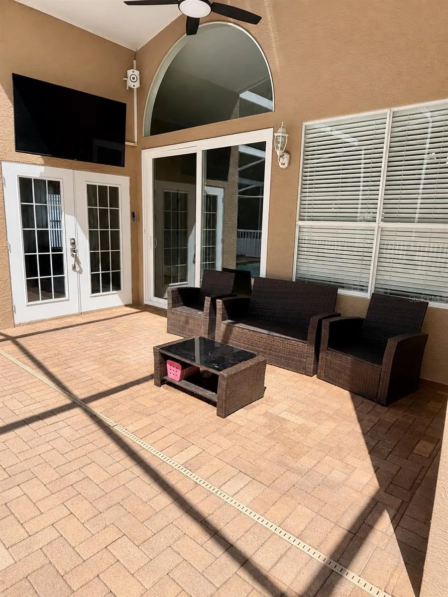 6518 APPALOOSA DRIVE Tampa, FL 33625