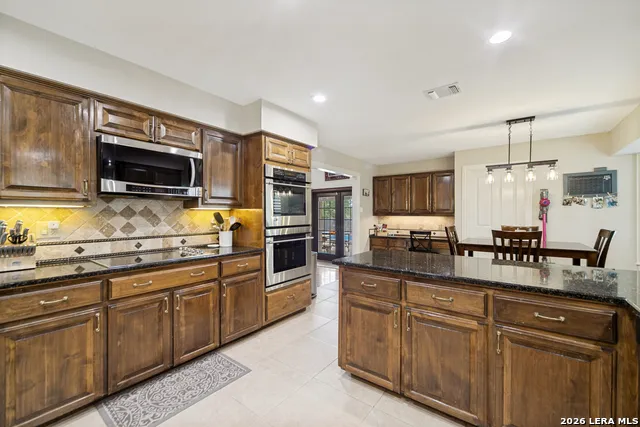 26702 Sagitarius San Antonio, TX 78260