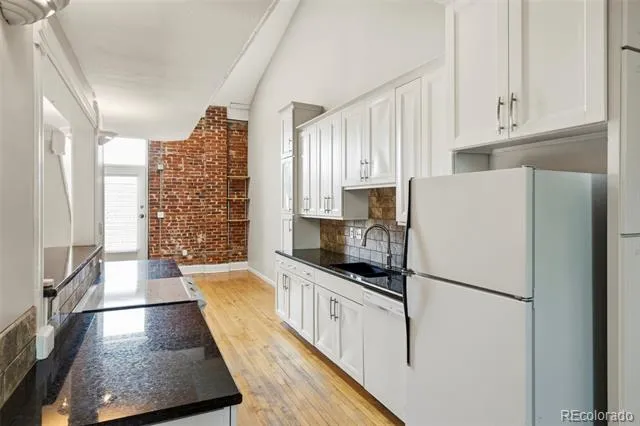 3233 Osage Street #2A Denver, CO 80211