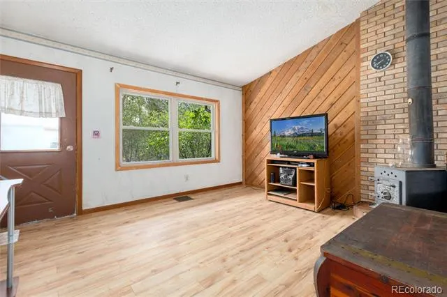10444 Crystal Drive Morrison, CO 80465
