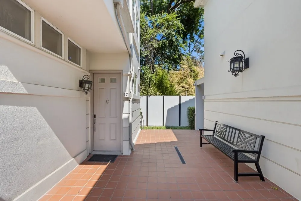 3707 Gilbert Avenue #17 Dallas, TX 75218
