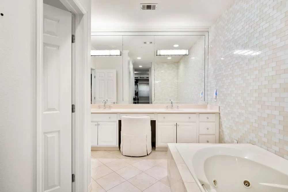 3707 Gilbert Avenue #17 Dallas, TX 75218