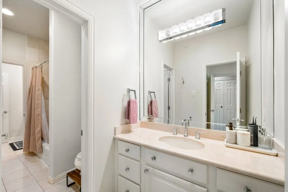 3707 Gilbert Avenue #17 Dallas, TX 75218