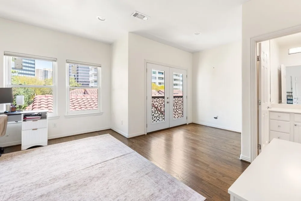 3707 Gilbert Avenue #17 Dallas, TX 75218