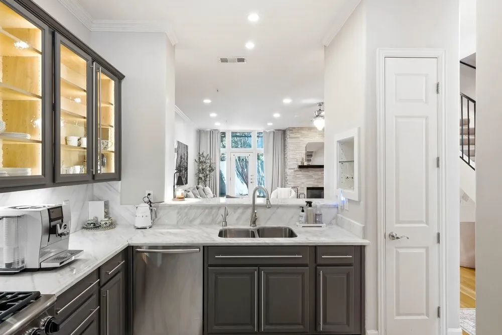 3707 Gilbert Avenue #17 Dallas, TX 75218