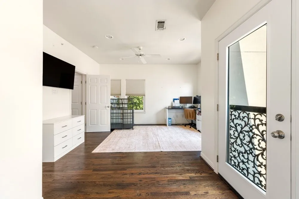 3707 Gilbert Avenue #17 Dallas, TX 75218