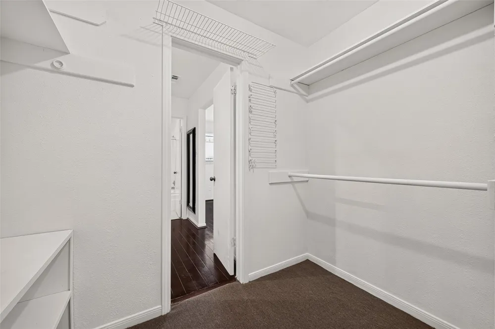 12327 Crest Lake Drive Houston, TX 77072