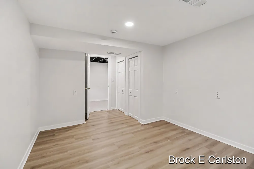 2756 Marquette Avenue Muskegon, MI 49442