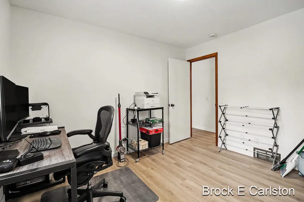 2756 Marquette Avenue Muskegon, MI 49442