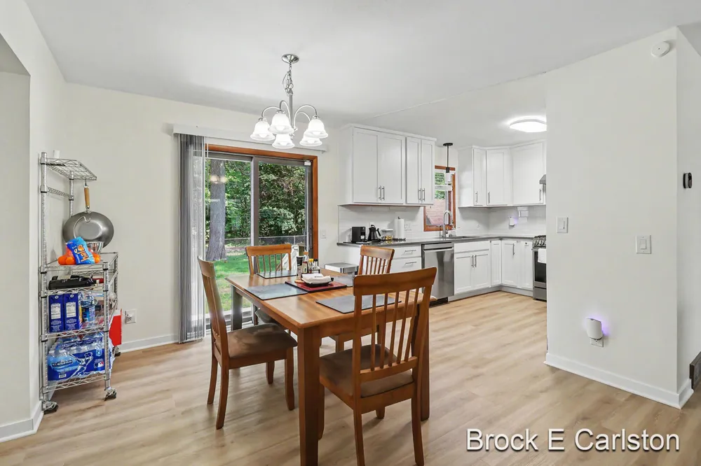 2756 Marquette Avenue Muskegon, MI 49442