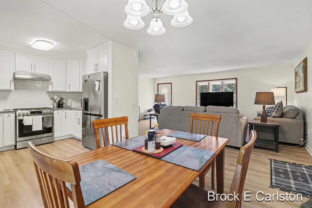 2756 Marquette Avenue Muskegon, MI 49442