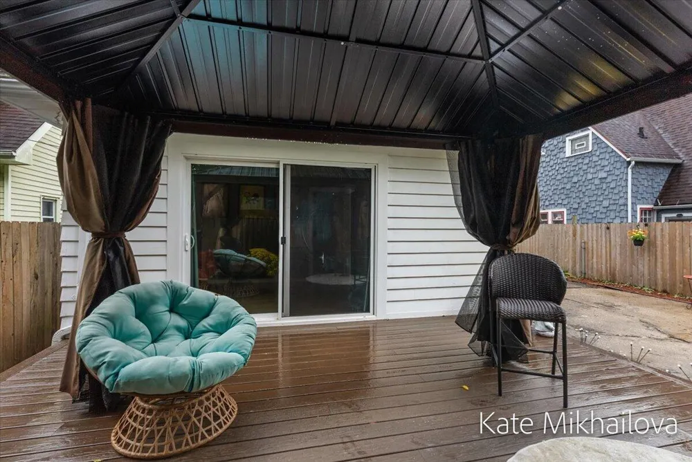 1825 Oakland Drive Kalamazoo, MI 49008